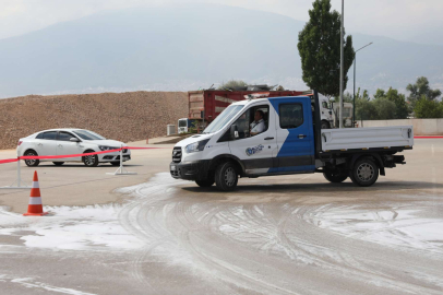 Bursa'da şoförlere 'güvenli sürüş' eğitimi