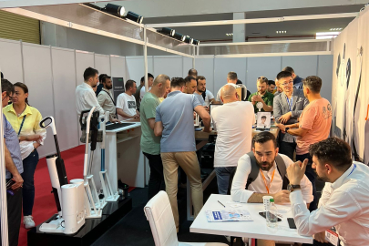 Çin, ürünlerini İstanbul'a taşıdı