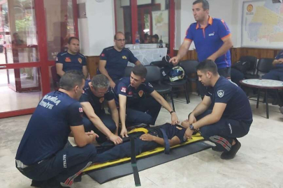 Manisa'da itfaiyeciler birer 'hafif arama kurtarmacı' oldu