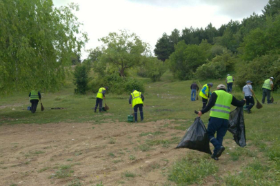 Kütahya'da piknik alanları temizlendi