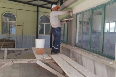 Bursa Keles’te Müzeyyen Senar’ın köyünde mahalleli kolları sıvadı
