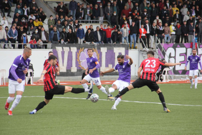 Kocaeli Gebze'de Alaettin Kurt Stadı farklı hava kattı