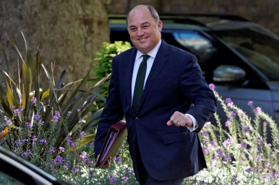 İngiltere Savunma Bakanı Wallace Türkiye'ye geliyor