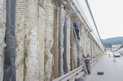 Kütahya'da alt geçitte püskürtme beton çalışması