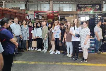 Bursa'da liselilere Sebze Hali’nde eğitim