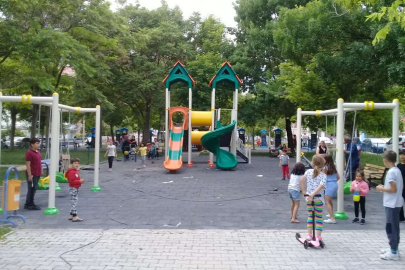 Niğde Belediyesi oyun parkları yeniliyor