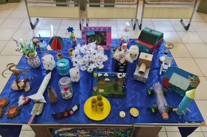 İzmir Menemen'de atıklardan dönüşüm sergisi