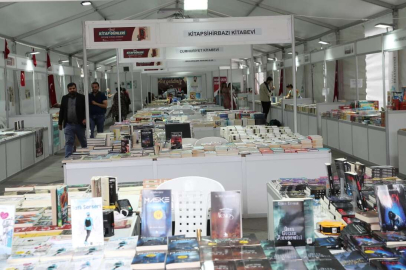 Kocaeli'de İzmit Kitap Günleri açıldı