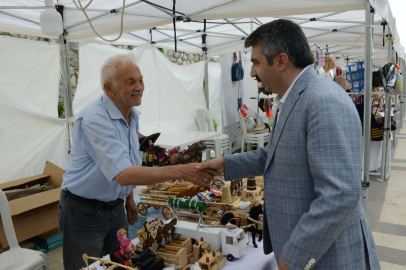 Bursa Yıldırım'da el emekleri görücüye çıktı