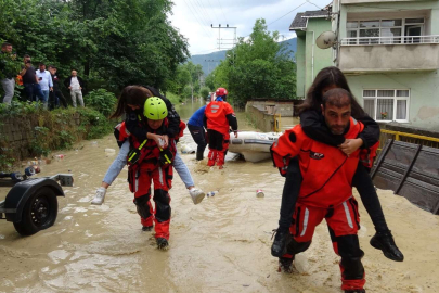Sel bölgelerinde 235 vatandaş tahliye edildi