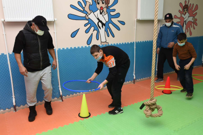 Bursa'da 57 okulda mini spor salonları oluşturuldu