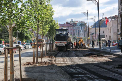 Sivas'ta 4 farklı caddede yenileme çalışmaları