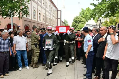 Pençe Kilit şehidi Bursa'da toprağa verildi