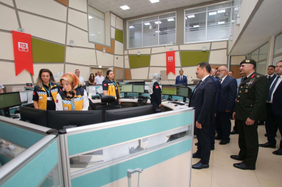 Vali Masatlı hem bayramlaştı, hem teftiş etti