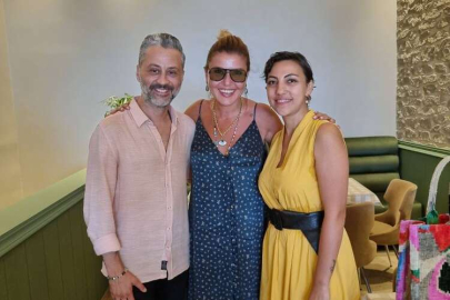 Gülben Ergen'den dost ziyareti