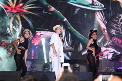 Malatya'da Hande Yener rüzgarı