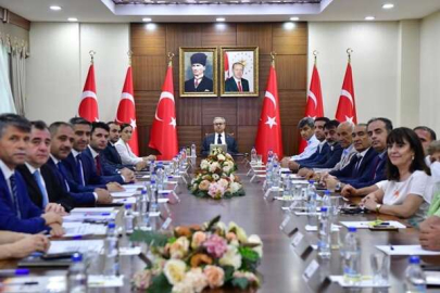 Diyarbakır Valiliği 'istihdam ve mesleki eğitim' için toplandı