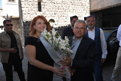 Memduh Büyükkılıç'tan 'turizm' zirvesi