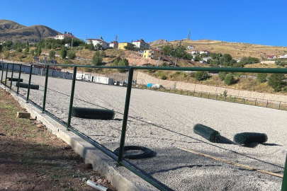 Bingöl Kiğı'ya sentetik çim yüzeyli futbol sahası