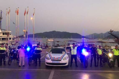 Marmaris'te Jandarma'dan simülasyonlu anlatım
