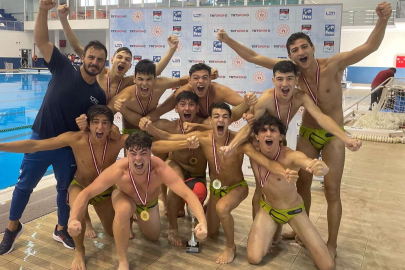 Genç TOFAŞ havuzda şampiyonluğu kaptı