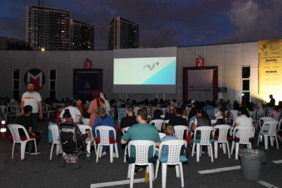 İstanbul'da açık hava sineması keyfi