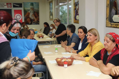 Başkan Hürriyet, Derince’deki canların sofrasında