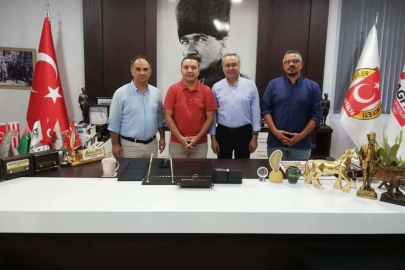 Rafet Zeybek'ten Antalyalı gazetecilere ziyaret