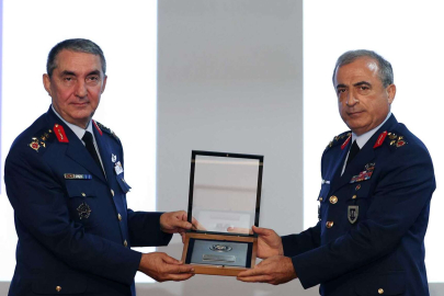 Hava Kuvvetleri Komutanlığı'nda devir teslim