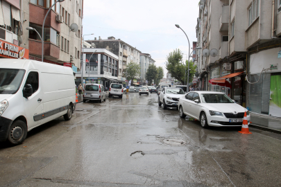 Sakarya'da Çeşme Meydanı Caddesi asfalta kavuşacak