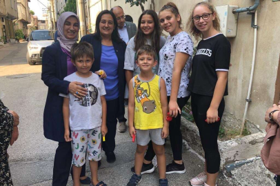 Bursa'da AK kadınlar sahaya indi