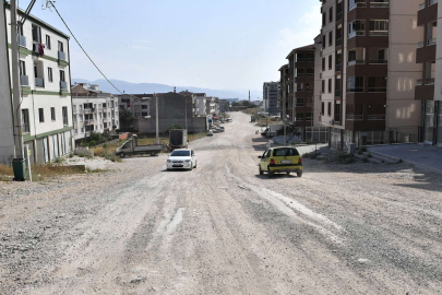 Bursa'da  Demirtaş’ın yeni imar yolları asfaltlanıyor