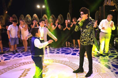 Yılmaz Morgül'den Antalya tatilinde tanıştığı çocuğa düğün hediyesi