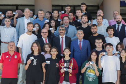 Kütahya'da liseli gençlere 'ücretsiz kombine' jesti