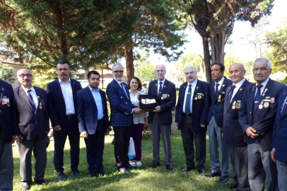 İzmit'te belediyeden Muharip Gaziler'e ziyaret