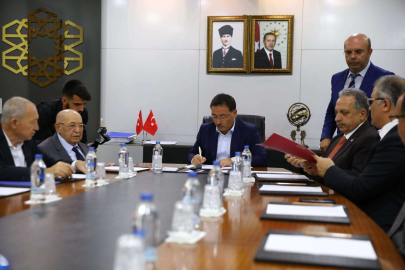 Hayırseverler Kayseri'de yarışıyor