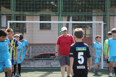 Bursa'da Gemlik Belediyespor altyapısı Asiye Erman’a emanet