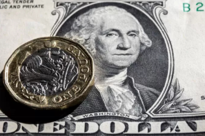 Sterlin dolar karşısında geriledi!