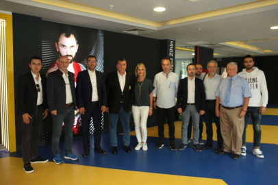 Spor Medyası TAF Yüksek Performans Merkezinde atletlerle buluştu