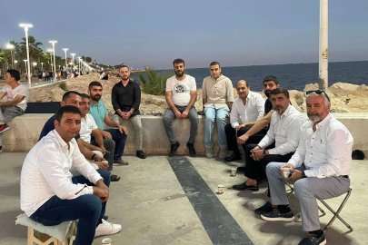 Gelecek Partisi Mersin'de 'seyyar'ların yanında