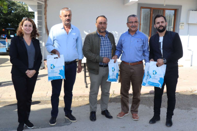 Kocaeli İzmit'te kiraz üreticilere yaprak gübresi