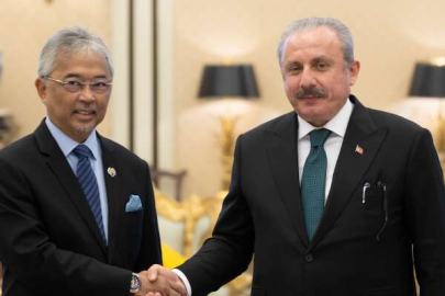 Şentop, Malezya Kralı ile görüştü