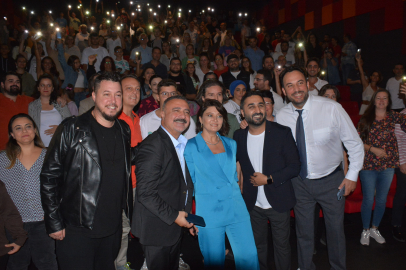 "Kim bu aile" İzmir galasında