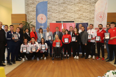 Bursa Yıldırım'a 'yılın en iyi spor kulübü' ödülü