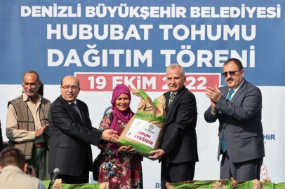 Çiftçinin yüzü Büyükşehir ile gülmeye devam ediyor