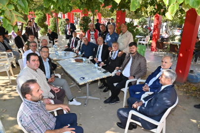 Manisa'da Başkan Ergün, çay molasını Arda'da verdi