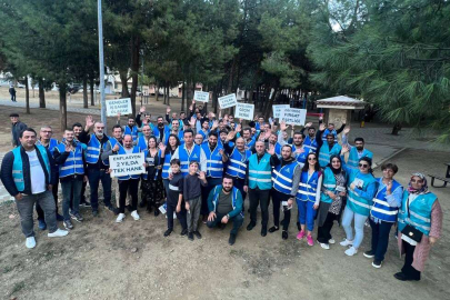 Bursa sokaklarında 'mavi yelekliler' ses getirdi