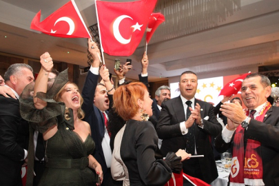 İlk Cumhuriyet Balosu Ankara Galatasaraylılardan