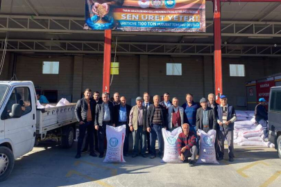 Manisa Kula'da üreticiye tohum desteği