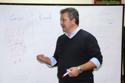 Bursa Gürsu'da gençler dijital, esnaf ise tecrübesini anlatıyor